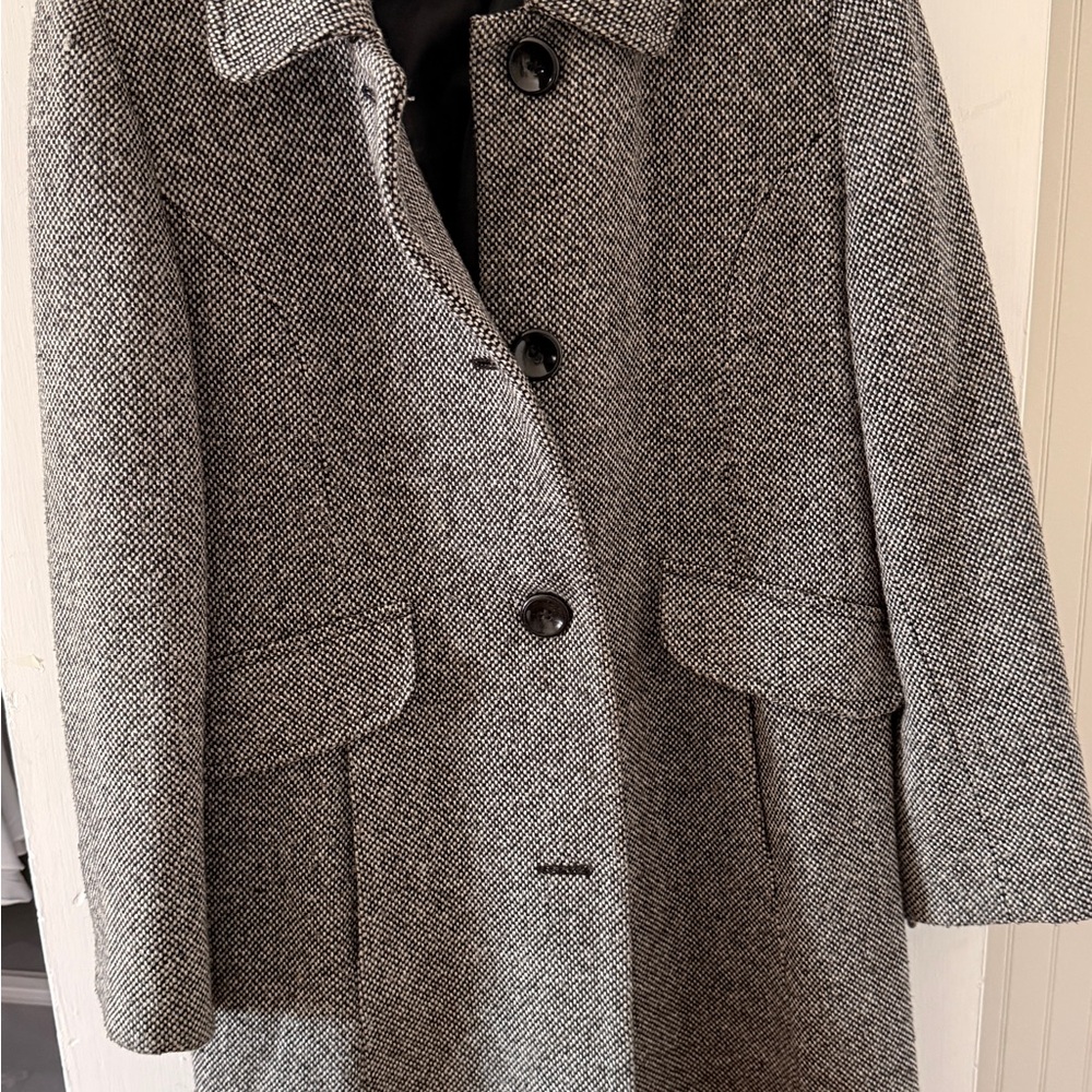 Jones New York Black and White Trench Coat
